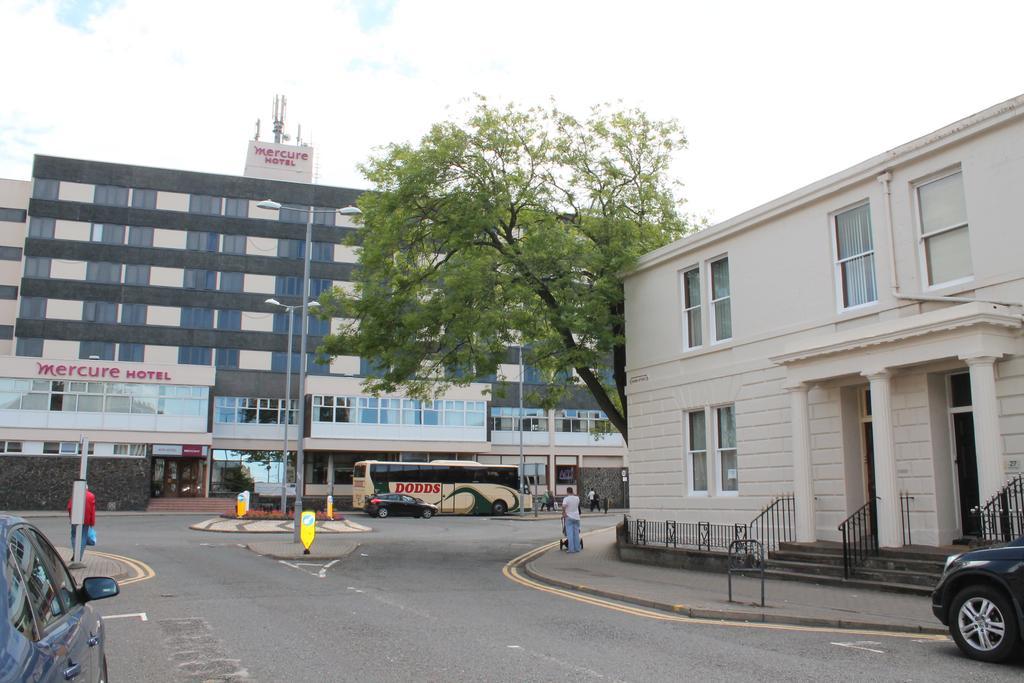 Townhouse Apartments Ayr Exteriör bild